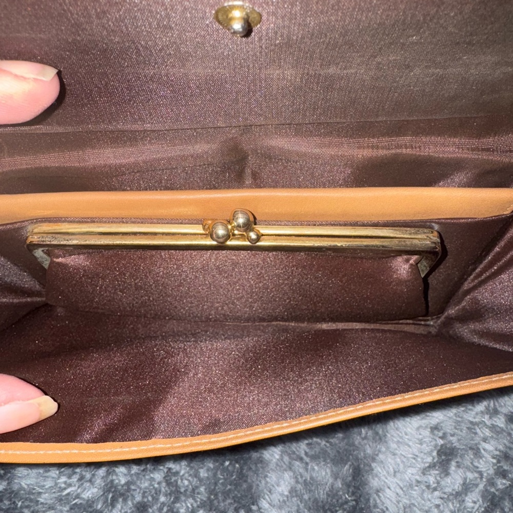 Christian Dior Honeycomb Wallet Like New - Picture 6 of 10